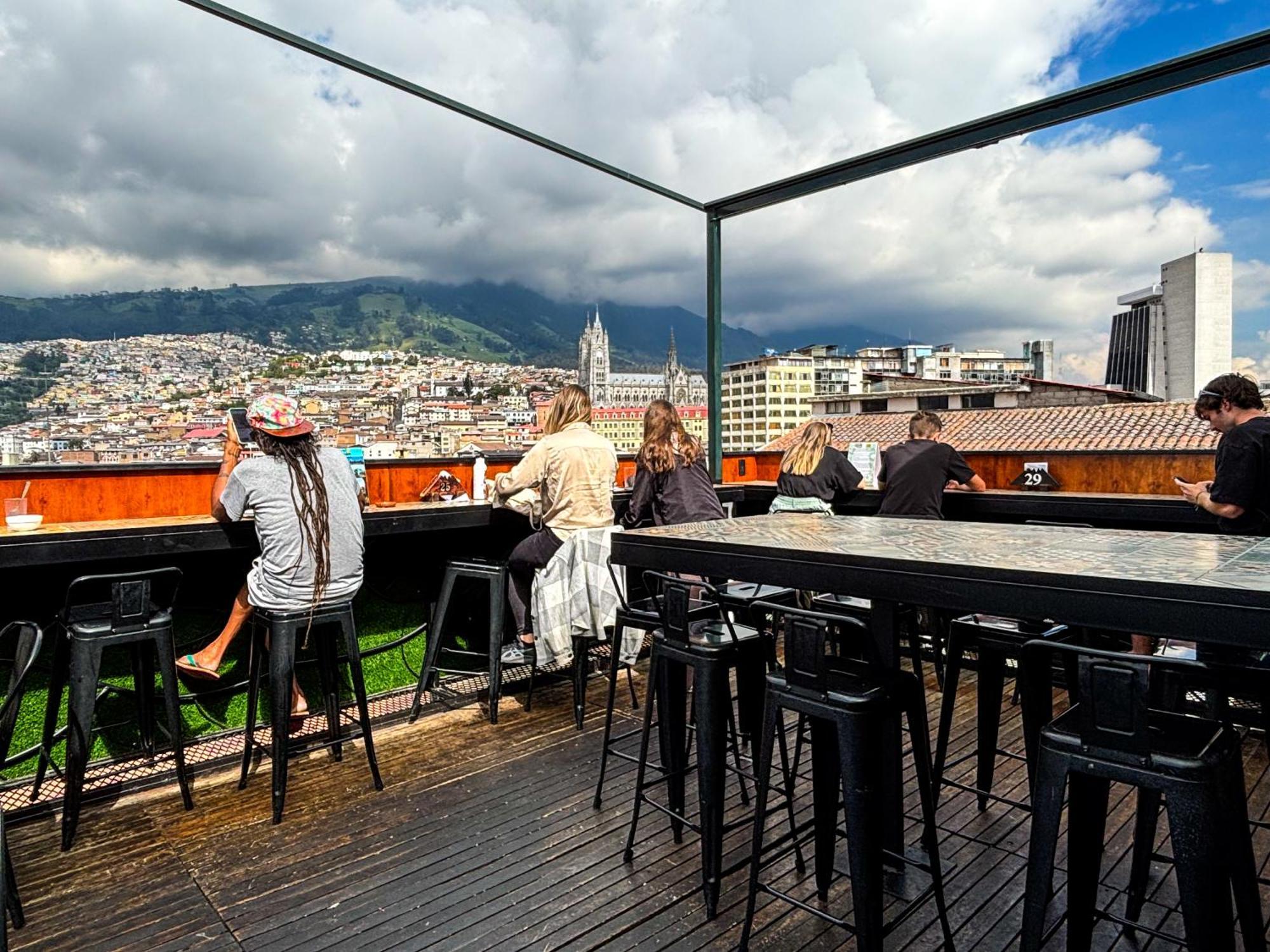 The Secret Garden Vandrarhem Quito Exteriör bild